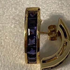 Iolite earrings in gold